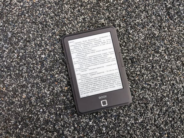 Libros electrónicos: tinta electrónica frente a tablet