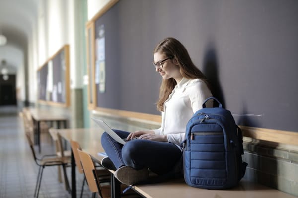 Portátil para estudiantes en 2026: la guía de compra antes de que empiece el curso